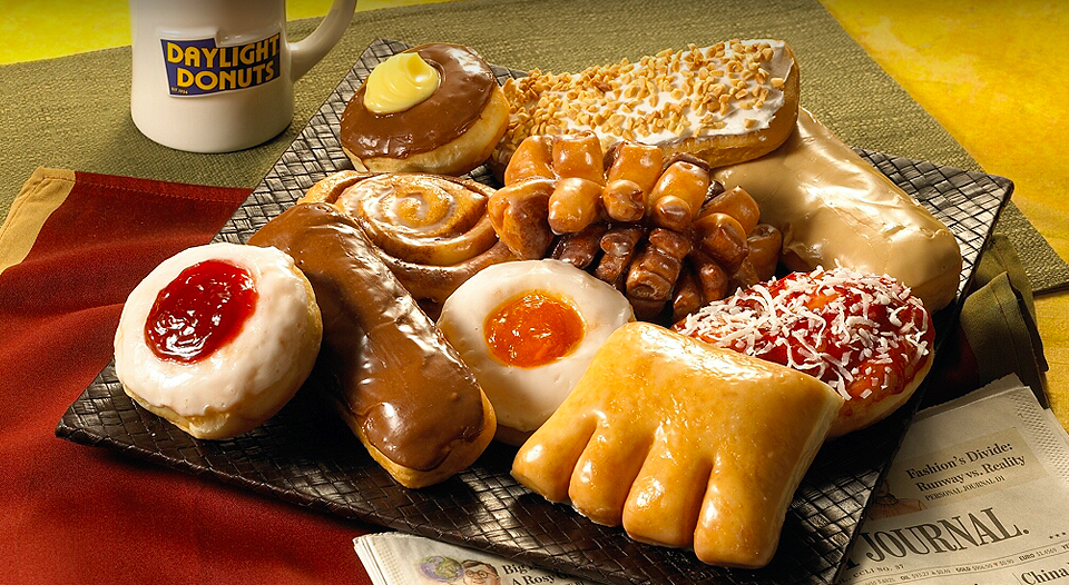 donuts-2_C892FB7F-9A3C-4247-93E197B6C36B6AC9_d2de6873-d976-4141-9ff5221788267301.jpg