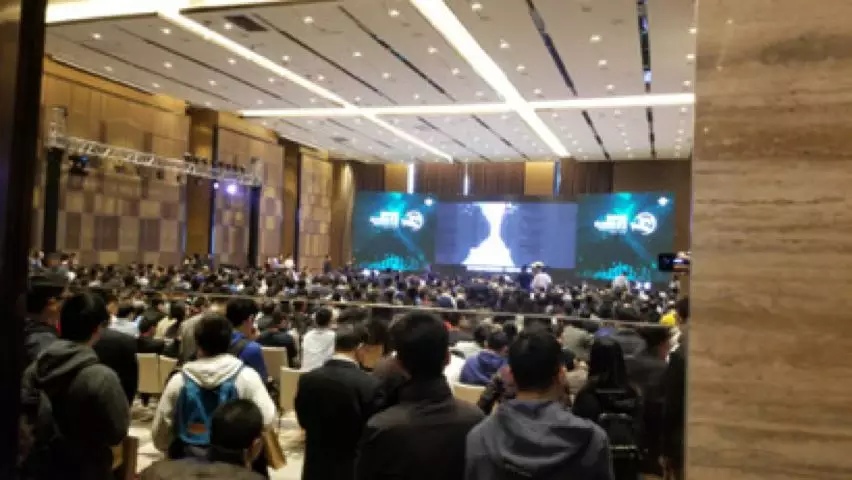 中国人隐私安全重要吗?网络战爆发咋办?女子黑客天团、白色产业链是什么……浅黑科技图解这届补天大会(2018) - 作者:谢幺 中国人隐私安全重要吗?网络战爆发咋办?女子黑客天团、白色产业链是什么……浅黑科技图解这届补天大会(2018) - 作者:谢幺
