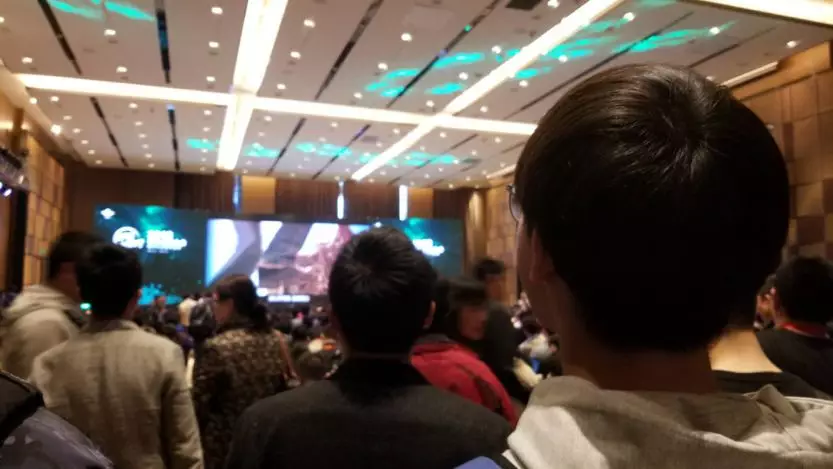 中国人隐私安全重要吗?网络战爆发咋办?女子黑客天团、白色产业链是什么……浅黑科技图解这届补天大会(2018) - 作者:谢幺 中国人隐私安全重要吗?网络战爆发咋办?女子黑客天团、白色产业链是什么……浅黑科技图解这届补天大会(2018) - 作者:谢幺