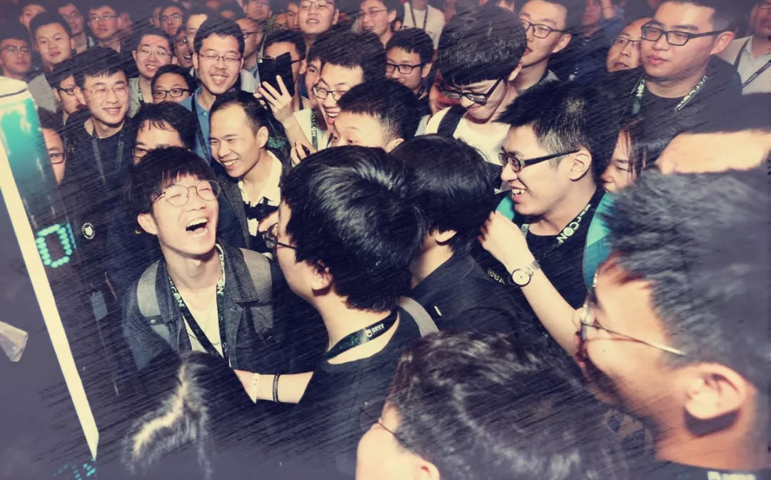 这场黑客 Party，有关热爱的一百个瞬间 - 作者:史中浅黑科技-安全小百科