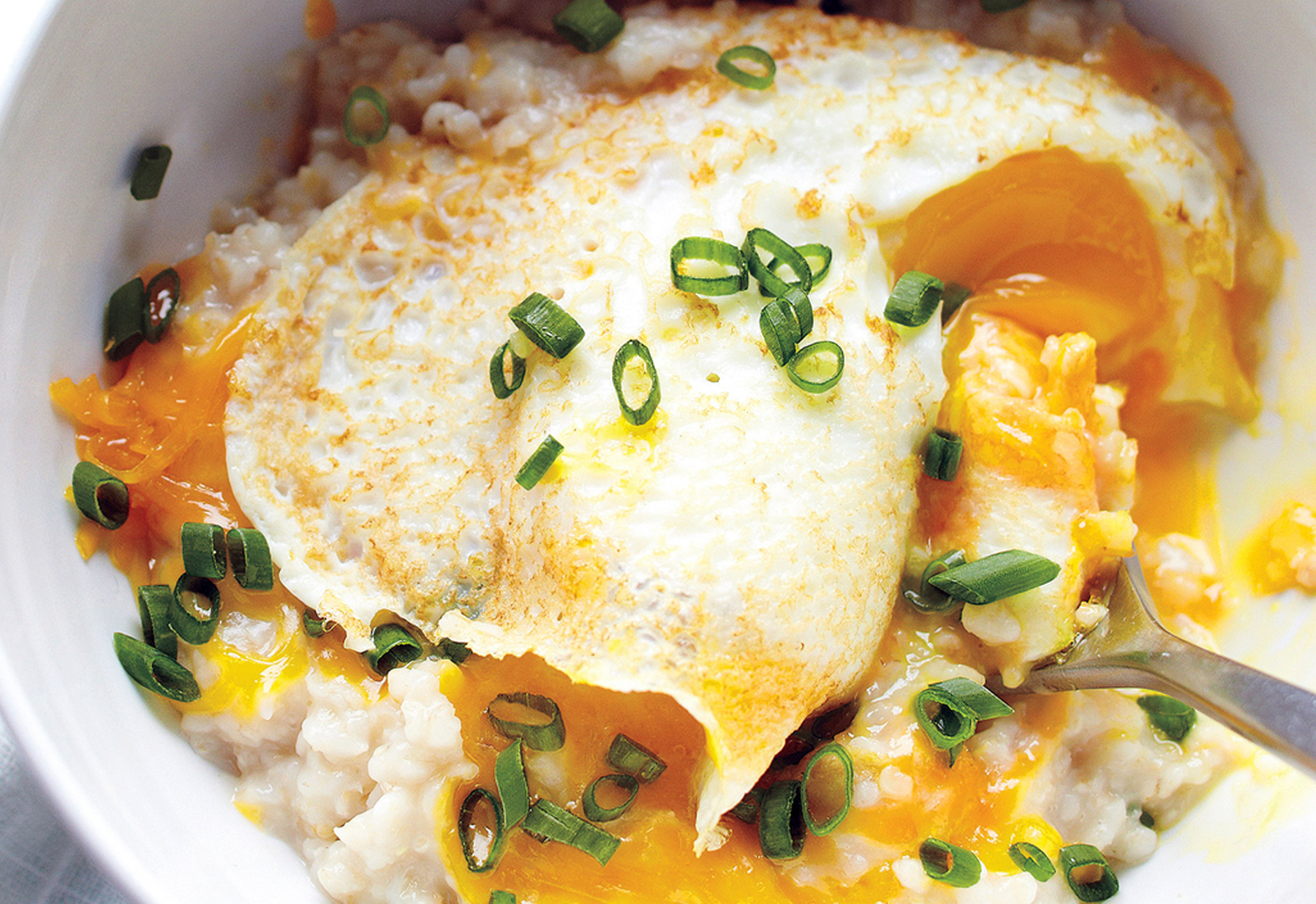 39HealthyBreakfastSwaps_Egg.jpg