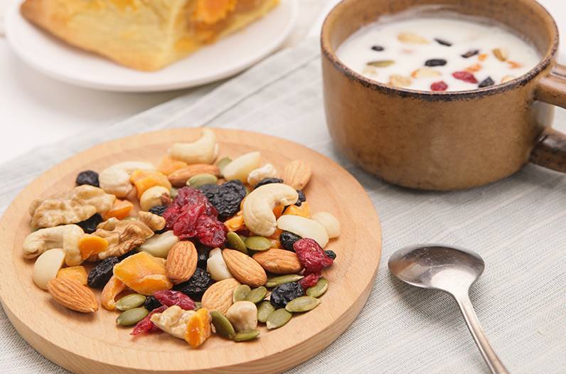 BUF早餐铺丨iOS应用在你睡觉时出卖了你的数据；MacBook Pro起火视频在网络流传，可能电池故障引发；连锁酒店85GB的安全日志暴露于公网 - 作者:Karunesh91-安全小百科