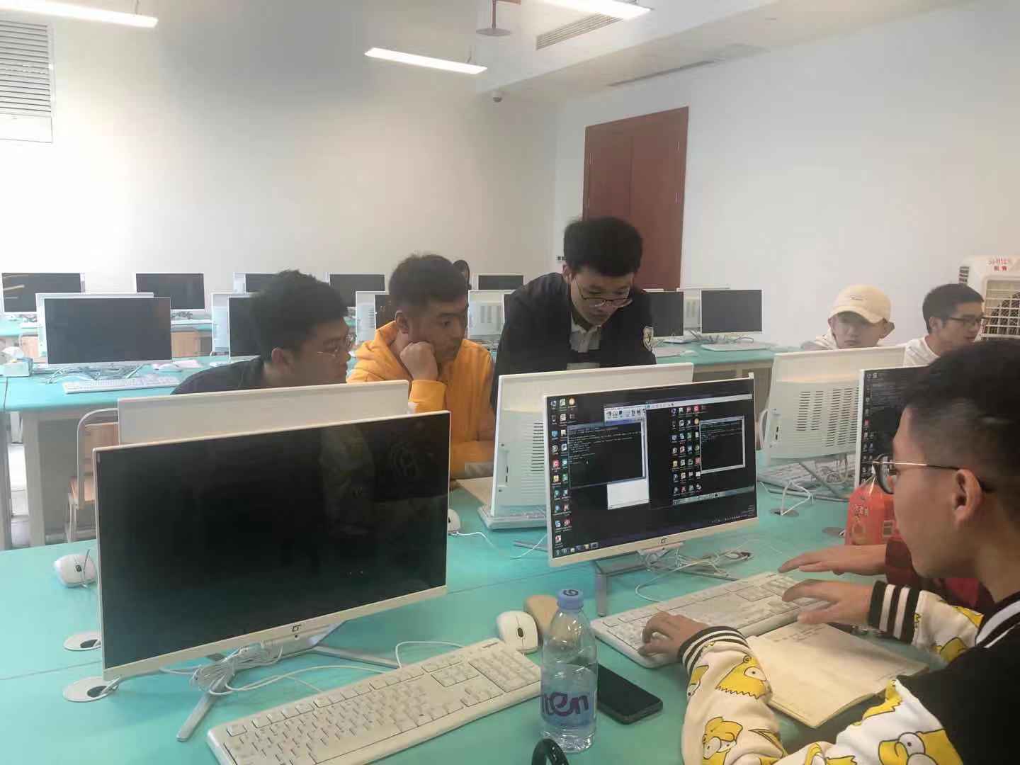 百行智能研究院-重庆工商大学融智学院“金融科技实训营”开课啦! - 作者:BH123百行 百行智能研究院-重庆工商大学融智学院“金融科技实训营”开课啦! - 作者:BH123百行