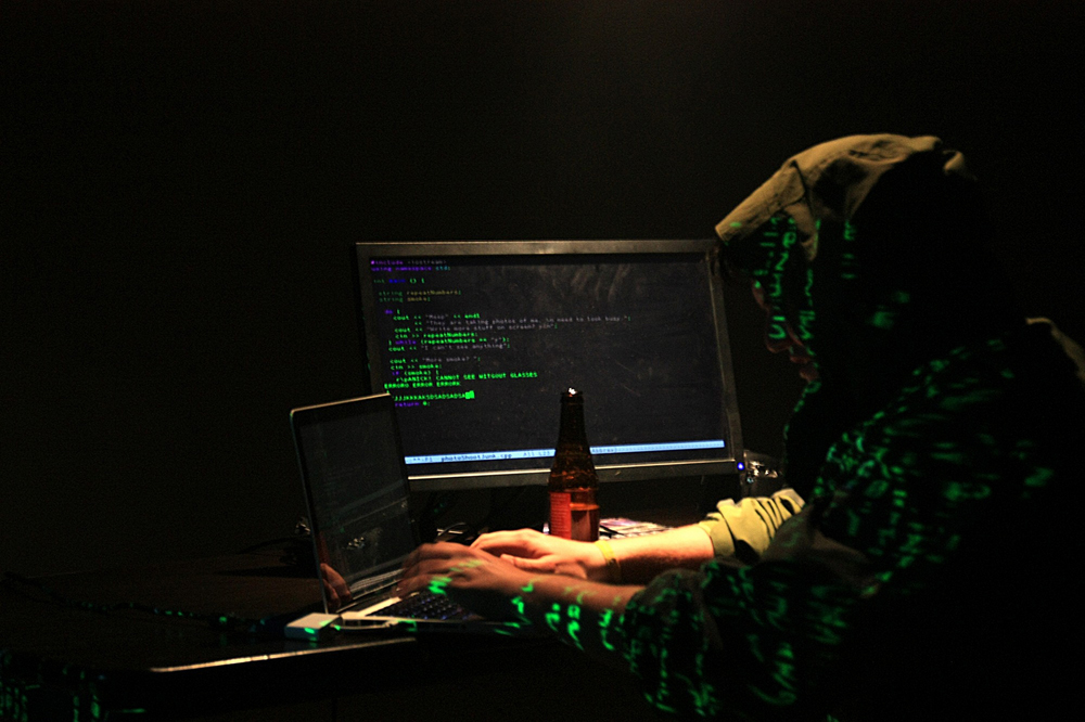 内网渗透测试:Windows权限提升思路(上) - 作者:MrAnonymous 内网渗透测试:Windows权限提升思路(上) - 作者:MrAnonymous