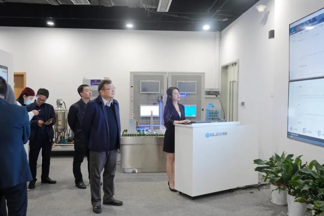 国家工业信息安全发展研究中心副主任何小龙一行莅临博智安全考察调研 - 作者:博智安全elex-安全小百科