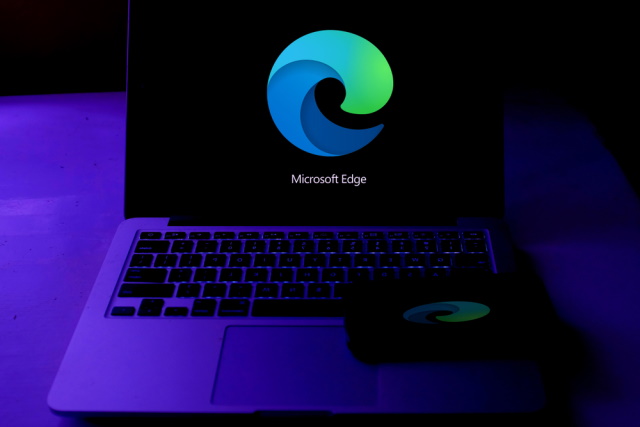 挖洞经验 | 通过微软Edge浏览器发现的注册邮箱自动化确认漏洞 - 作者:clouds-安全小百科