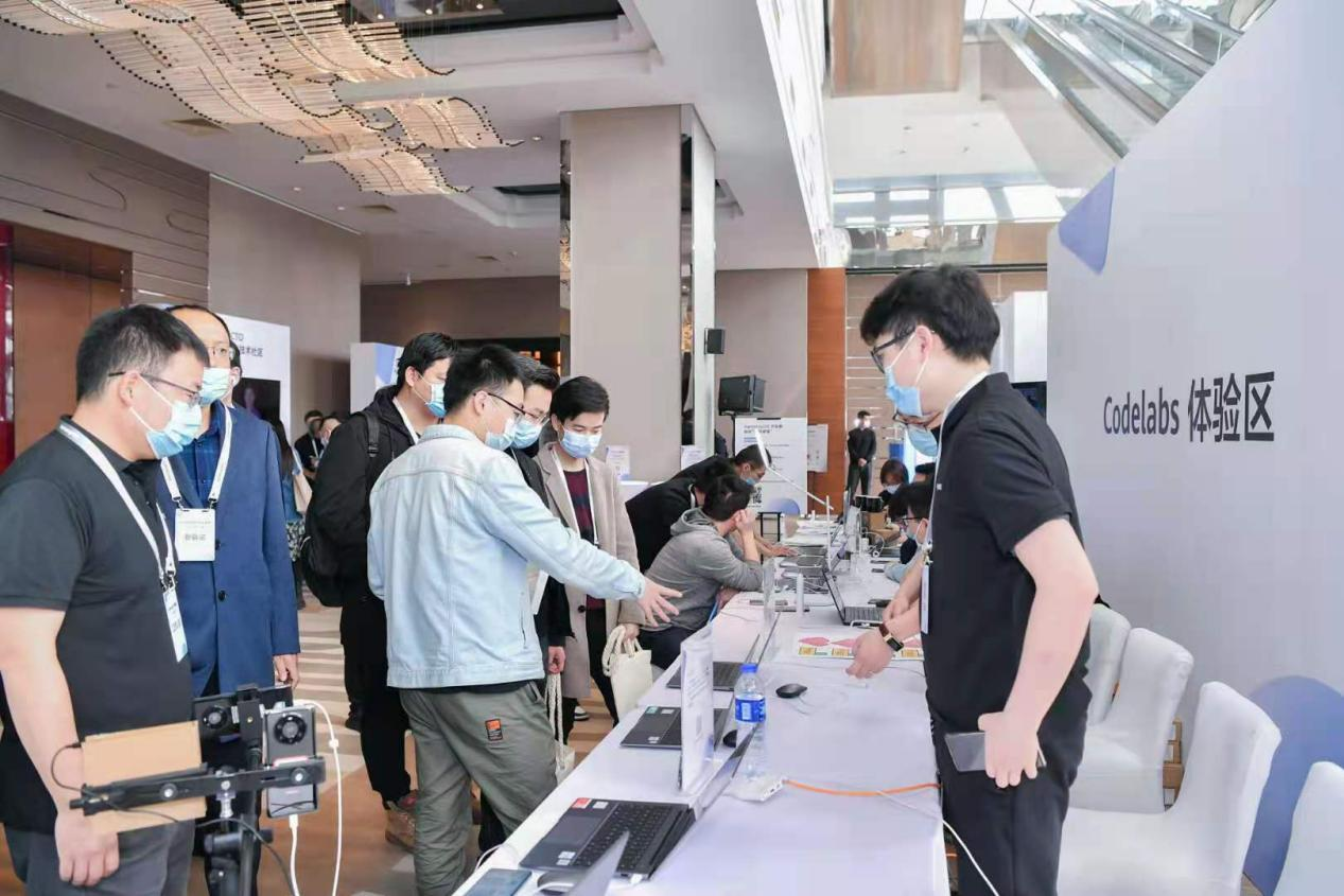 HarmonyOS开发者日再现上海，生态最新进展、核心代码解析、创新案例分享 - 作者:yuanguanhua1991-安全小百科