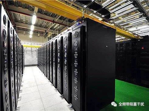 城市生存 | 您呼叫的小哥哥不在服务区 城市生存 | 您呼叫的小哥哥不在服务区