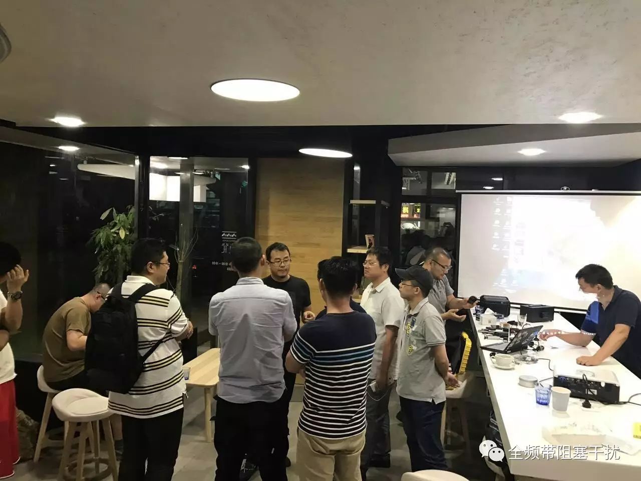 除了番号,日本深宅尾行圈还流行这些 除了番号,日本深宅尾行圈还流行这些