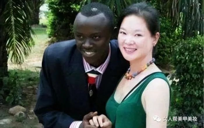 “白人滚出法国”,给我们提了一个醒 “白人滚出法国”,给我们提了一个醒