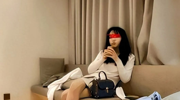 91大神究竟用了什么手段，让女大学生空姐心甘情愿拍视频？