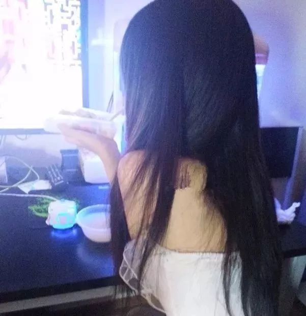 91大神究竟用了什么手段，让女大学生空姐心甘情愿拍视频？